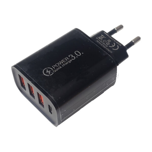 Ladegerät USB Type-C Netzadapter Fast Charger Power Adapter 3x USB-A Ausgang Netzteil